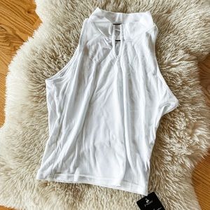 *NWT white cropped top